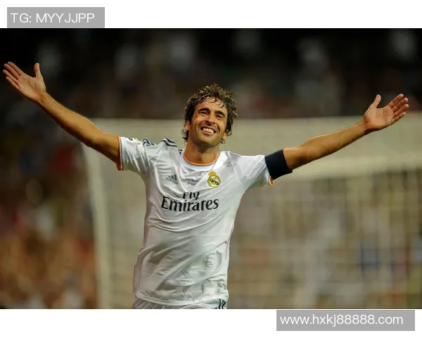 法国足球队黑人球星的传奇之路：从逆境中崛起到世界巅峰的奋斗故事